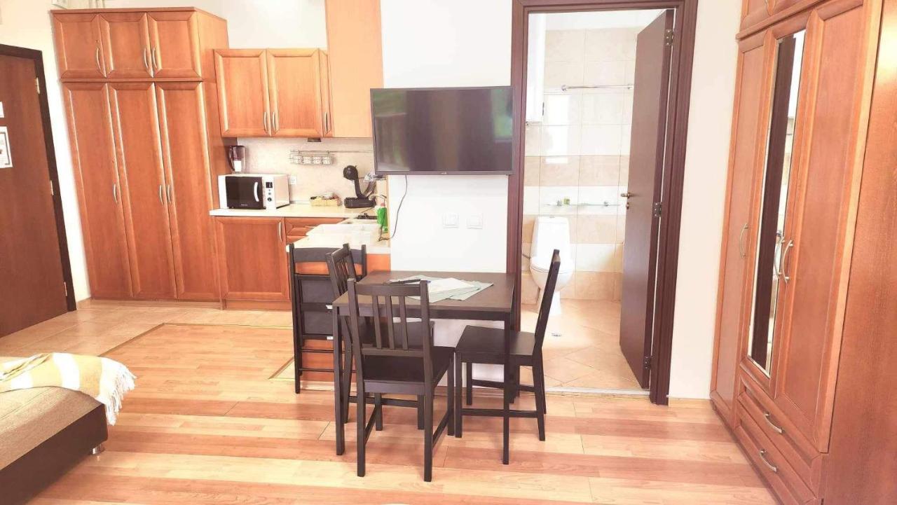 Arboro Flora Residence Studio Borovets Luaran gambar