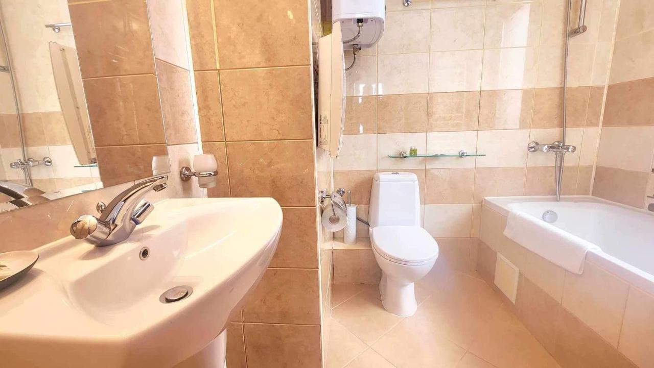 Arboro Flora Residence Studio Borovets Luaran gambar